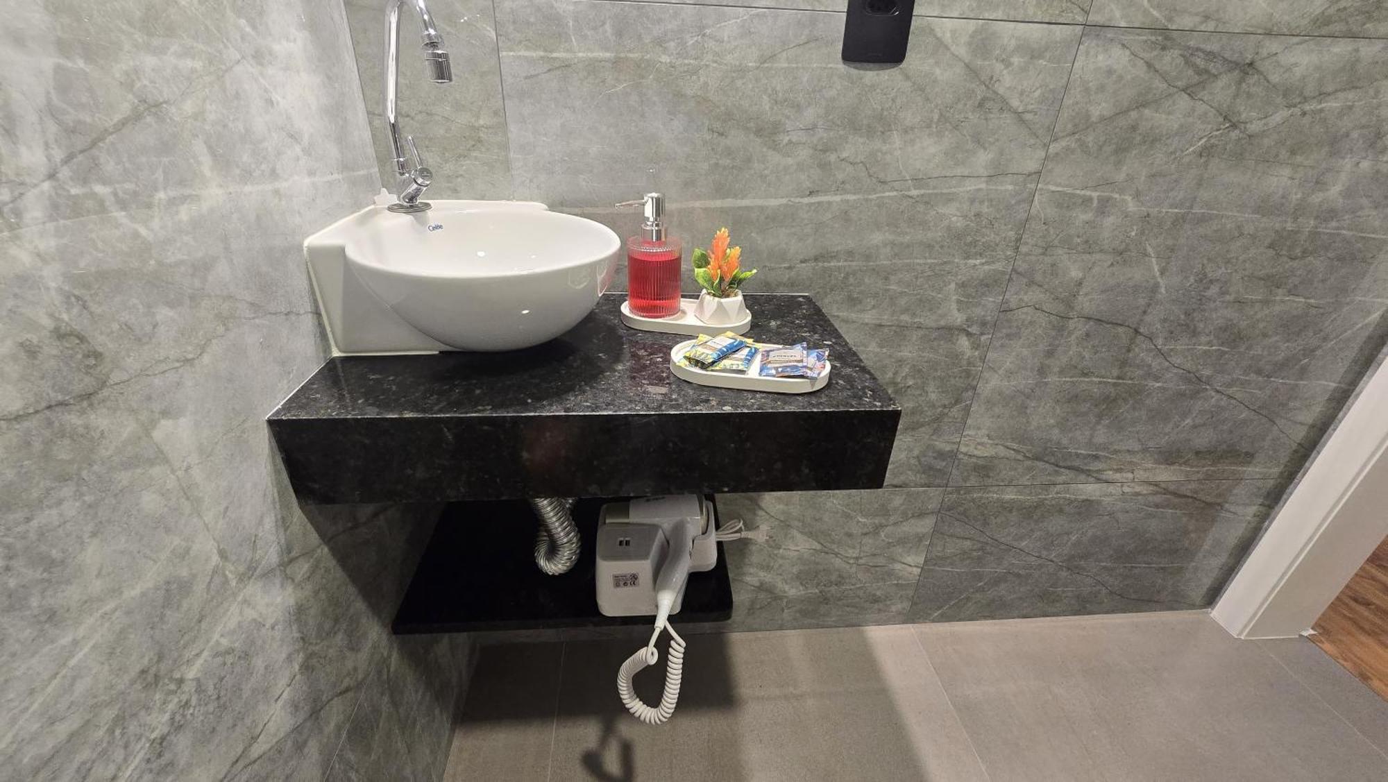 Appartamento Loft Moderno E Aconchegante A Dois Passos Da Feirinha Do Alto! Teresópolis Esterno foto